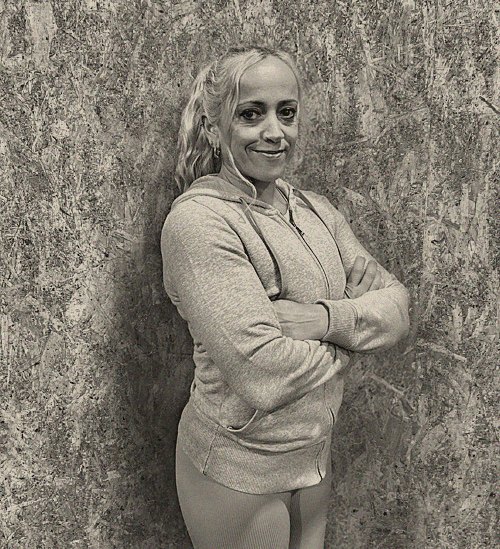 Marta Melero, de brazos cruzados